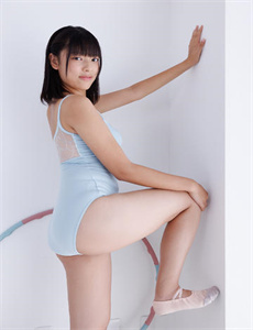 《女体调教人 快播》